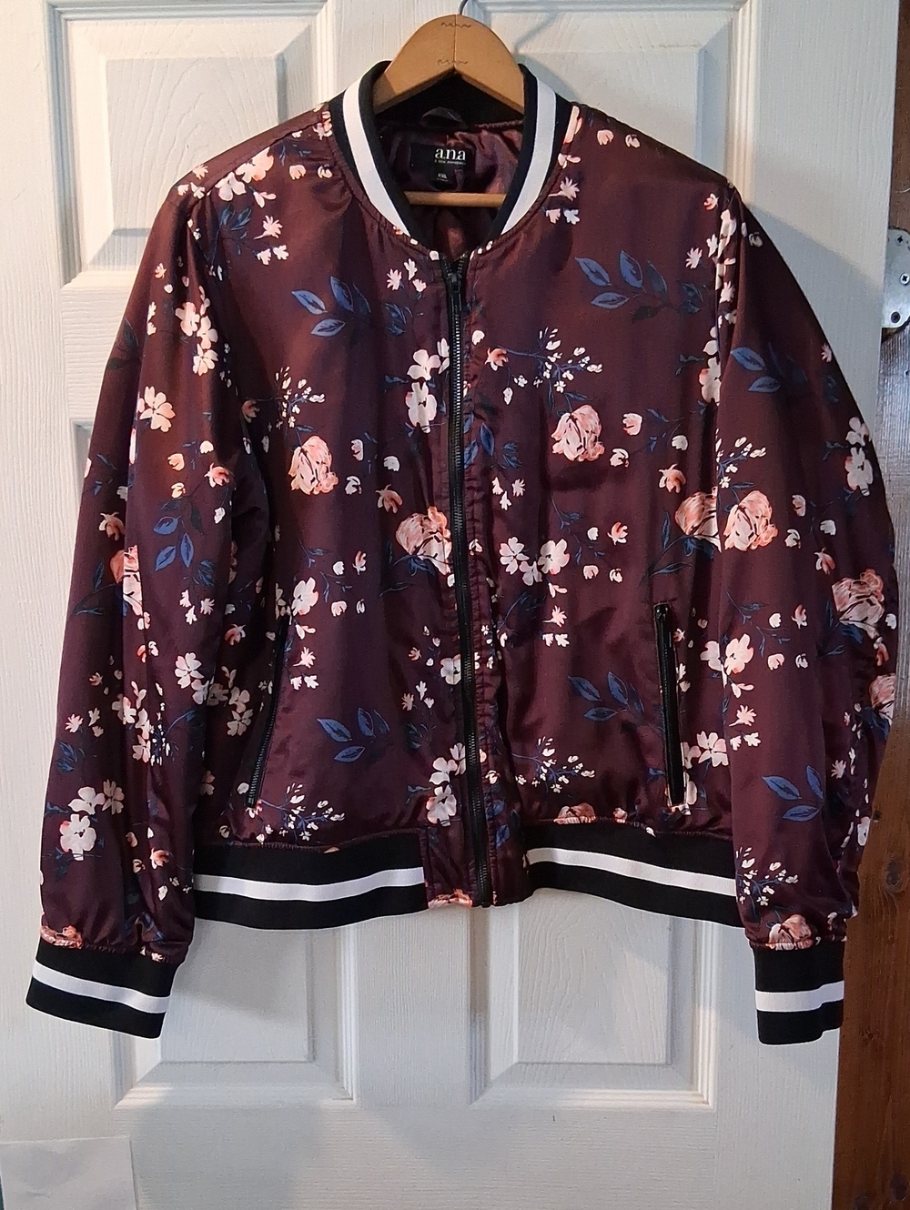 ANA Women’s Floral Bomber Jacket in Burgundy